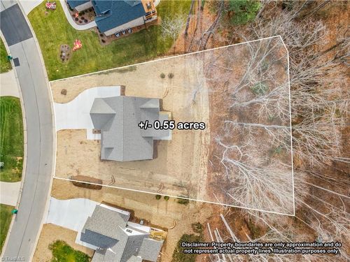 429 Wentworth Dr, Winston-Salem, NC, 27107-6179 | Card Image