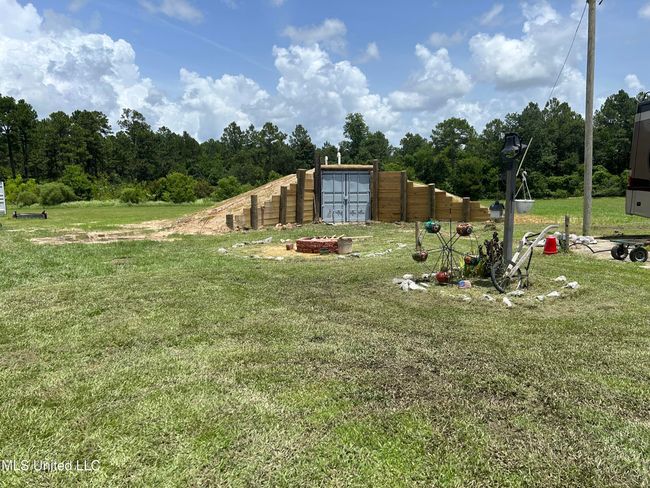 hb shelter | Image 30
