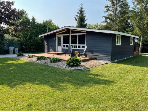 33736 Staffa Rd, Zurich, ON, N0M2T0 | Card Image