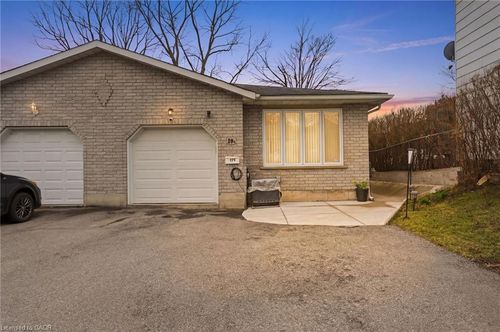 19B Dundas St W, Paris, ON, N3L1E9 | Card Image