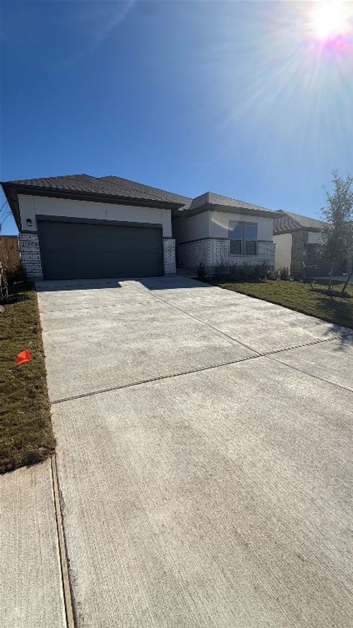 13617 Gray Landing Drive, Elgin, TX, 78621 | Card Image