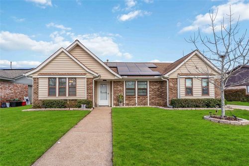 5222 Glenvalley Dr, La Porte, TX, 77571-2812 | Card Image