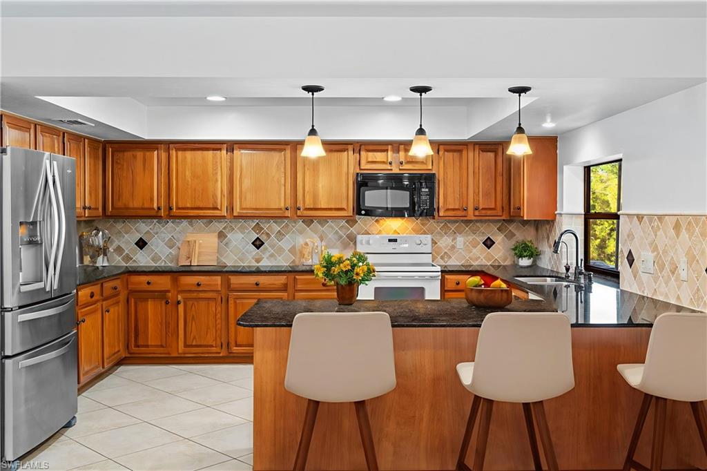 Residential in NAPLES 5