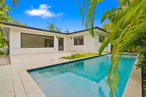 517 Palermo Ave, Coral Gables, FL, 33134-5710 | Card Image