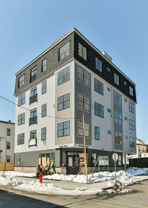 402-87 Parker St, Chelsea, MA, 02150-4484 | Card Image