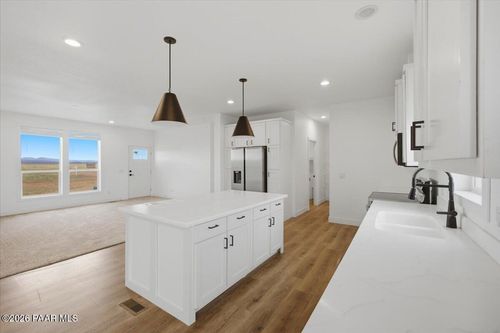 28187 N Wonder Way, Paulden, AZ, 86334 | Card Image