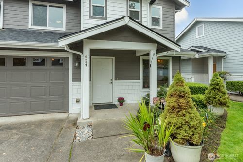 621 Sunflower Ln, Bellingham, WA, 98226-8648 | Card Image