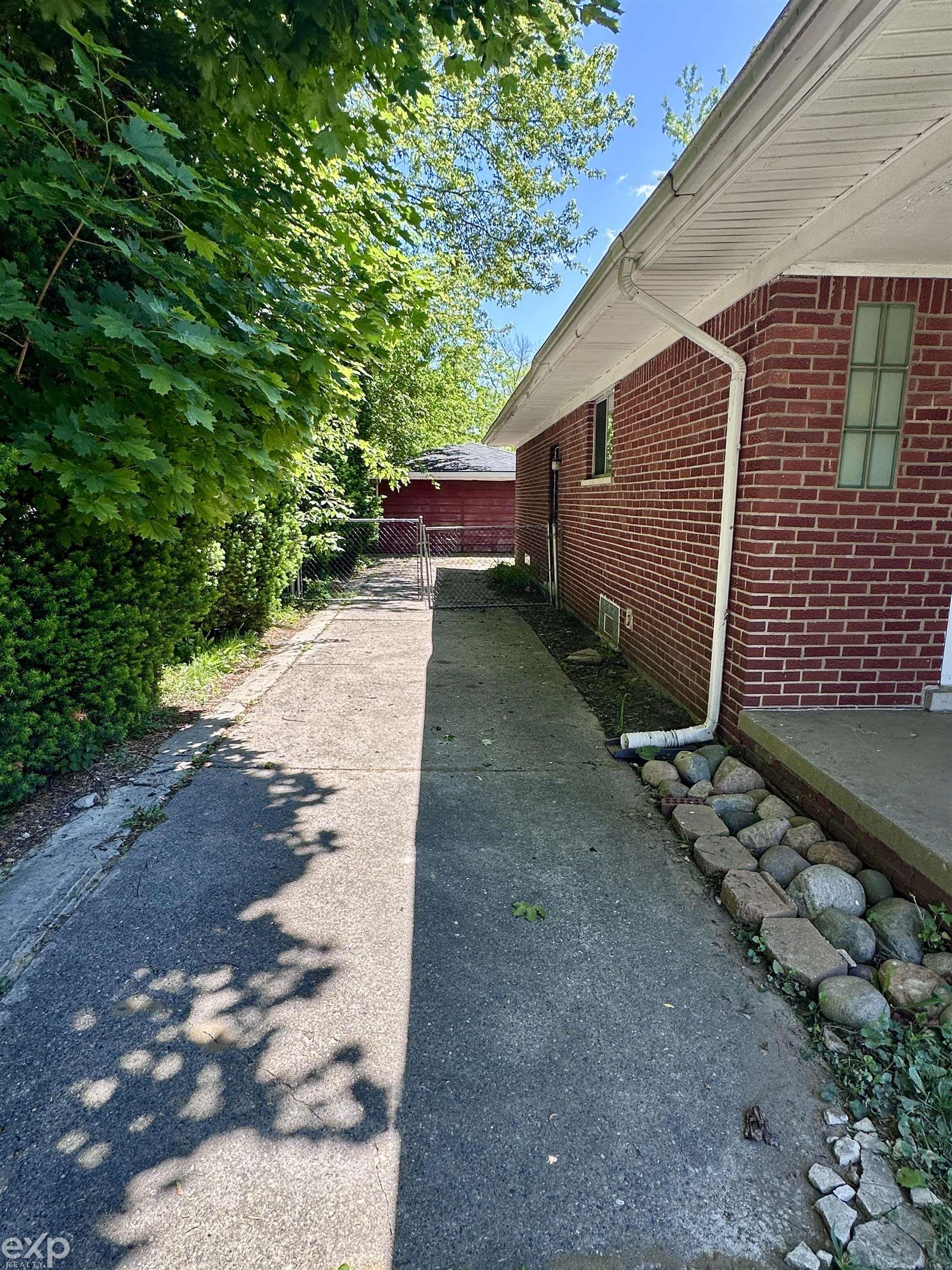 Residential in Warren 5