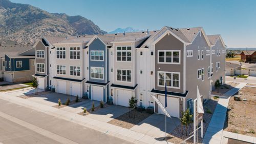 4-247 E 1850 N, North Ogden, UT, 84414-3092 | Card Image