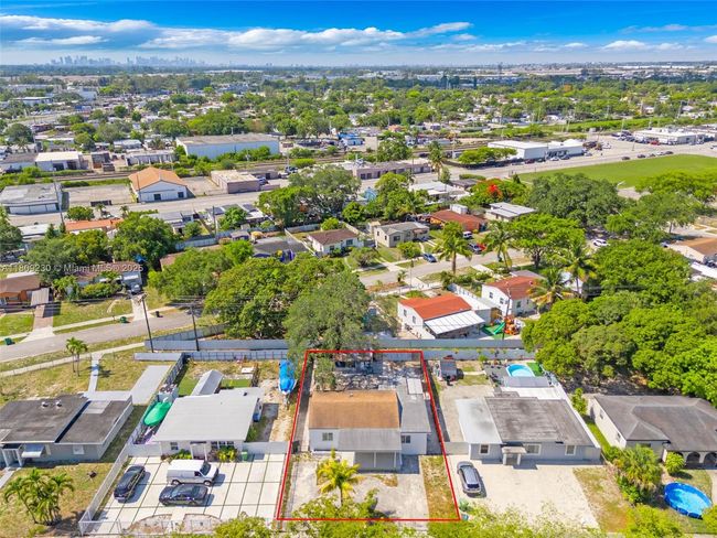 1246 Sharazad Blvd, House other with 3 bedrooms, 2 bathrooms and null parking in Opa-Locka FL | Image 4