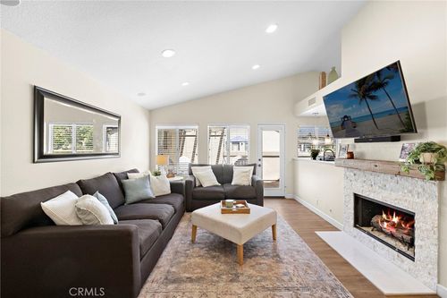 26433 Portola, Mission Viejo, CA, 92692 | Card Image