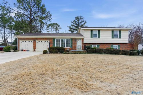 8024 Lauderdale Road Sw, Huntsville, AL, 35802 | Card Image