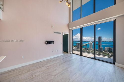 ph7-121 Ne 34th St, Miami, FL, 33137 | Card Image