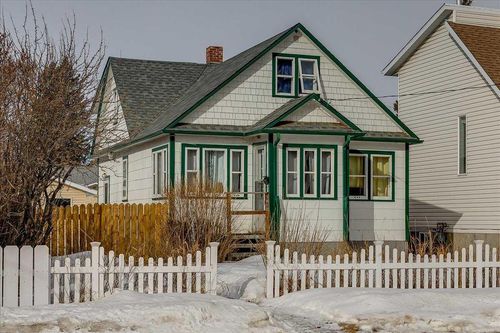3912 55 Ave, Red Deer, AB, T4N4N4 | Card Image