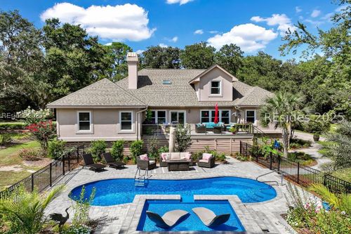 3 Claire Dr, Hilton Head Island, SC, 29928-3937 | Card Image