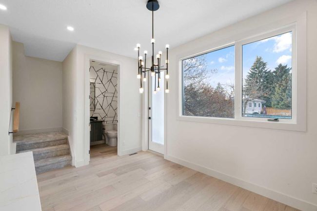 4204 7 Avenue Sw, Home with 4 bedrooms, 3 bathrooms and 1 parking in Calgary AB | Image 12