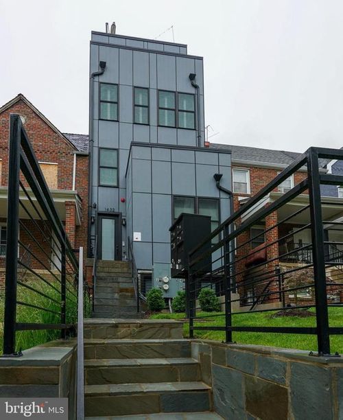 ph-1632 K St Ne, WASHINGTON, DC, 20002-7673 | Card Image