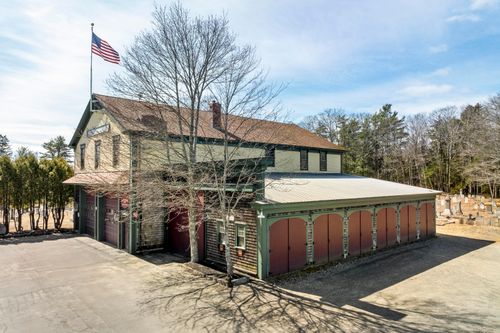 1037 Wiscasset Road, Boothbay, ME, 04537 | Card Image