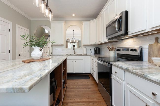 21 Spring View Dr, House attached with 3 bedrooms, 3 bathrooms and null parking in STAUNTON VA | Image 15