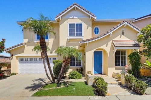 2357 Promontory Dr, Signal Hill, CA, 90755-3860 | Card Image