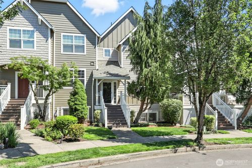 2052 Nw Fargo Loop, Camas, WA, 98607-7951 | Card Image