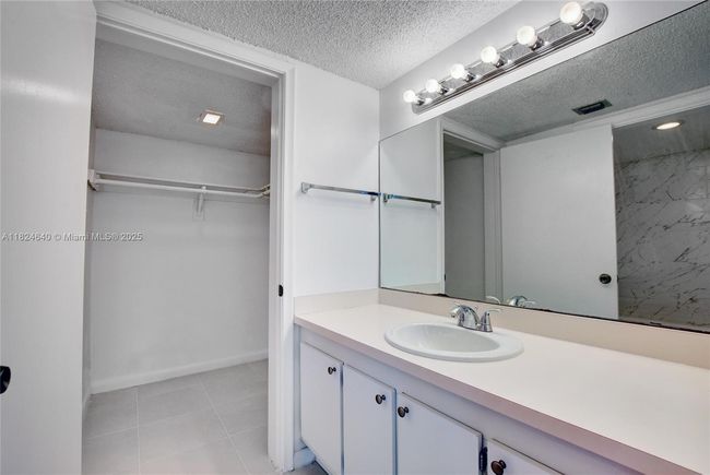 APT-401 - 1750 N Congress Ave, Condo with 2 bedrooms, 2 bathrooms and null parking in West Palm Beach FL | Image 20