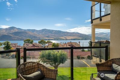 18-7 - 100 Lake Chelan Shores Drive, Condo with 1 bedrooms, 1 bathrooms and 1 parking in Chelan WA | Image 3