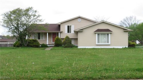 3189 Meanderwood Dr, Canfield, OH, 44406-9634 | Card Image