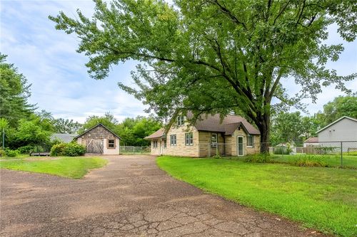 2848 117th St, Lake Hallie, WI, 54729-6563 | Card Image