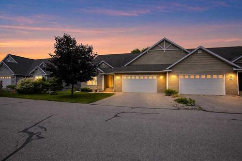 4865 Black Bear Dr, Traverse City, MI, 49685-7329 | Card Image