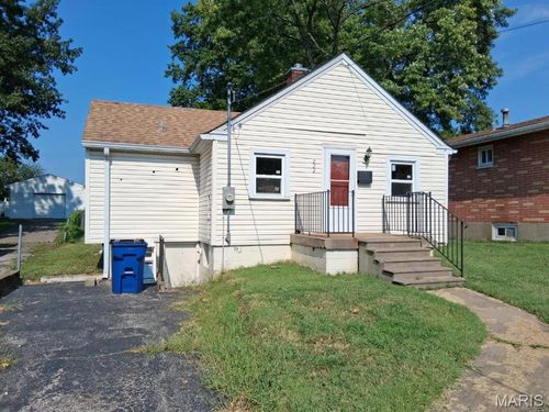 2221 Wolter Ave, Saint Louis, MO, 63114-5921 | Card Image