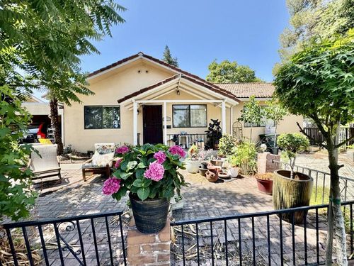 1913 W Middlefield Rd, Mountain View, CA, 94043-2911 | Card Image