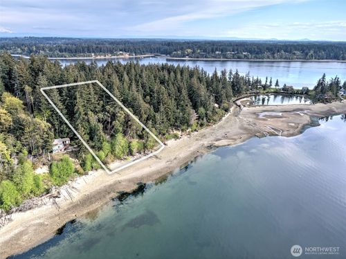 101 E Peale Dr, Shelton, WA, 98584-9049 | Card Image