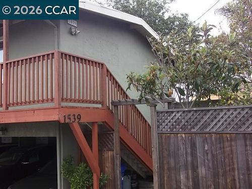 1539 Humboldt Ave, San Pablo, CA, 94806-4037 | Card Image