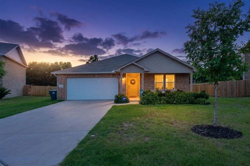3635 Chestnut Oak Dr, Dallas, TX, 75253-4686 | Card Image