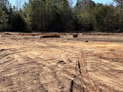 986 Lee Rd, Opelika, AL, 36804 | Card Image