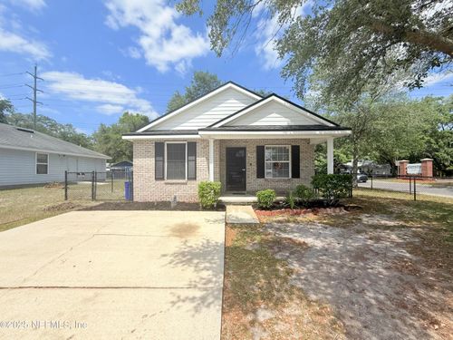 3686 Wood Creek Ln, JACKSONVILLE, FL, 32206-1833 | Card Image
