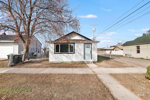 518 E 13th St, Burley, ID, 83318-1905 | Card Image