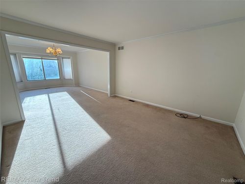 2399 Marquis Ct, Ann Arbor, MI, 48103-8935 | Card Image