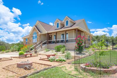 924 Rhinestone, House other with 4 bedrooms, 2 bathrooms and null parking in Canyon Lake TX | Image 1