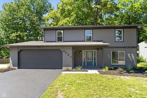 4327 Ashwood Drive, Indianapolis, IN, 46268 | Card Image
