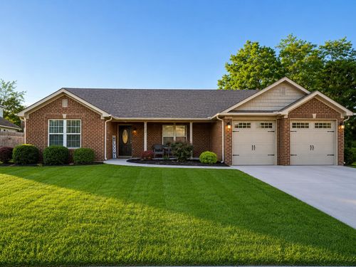 131 Lynne Dr, Berea, KY, 40403-1267 | Card Image