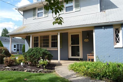 2705 Van Buren Rd, Palmer Twp, PA, 18045-1946 | Card Image
