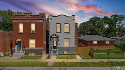 2826 Iowa Avenue, St Louis, MO, 63118 | Card Image