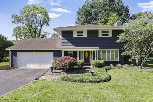 51 Edgewood Dr, Granville, OH, 43023-1076 | Card Image