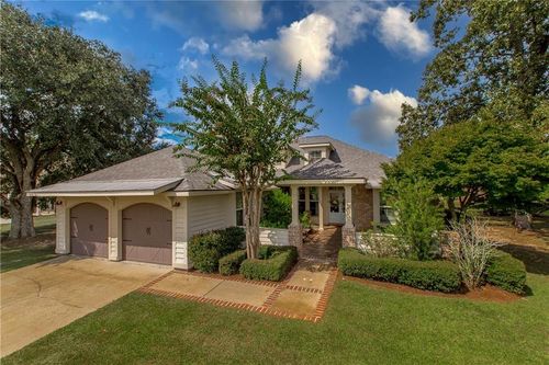 206 Mack Ln, Madisonville, LA, 70447-9547 | Card Image