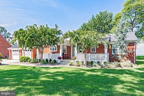 261 N River Dr, PENNSVILLE, NJ, 08070-1208 | Card Image