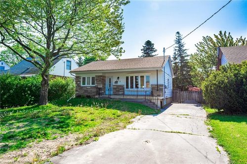 423 Upper Ottawa St, Hamilton, ON, L8T3S9 | Card Image