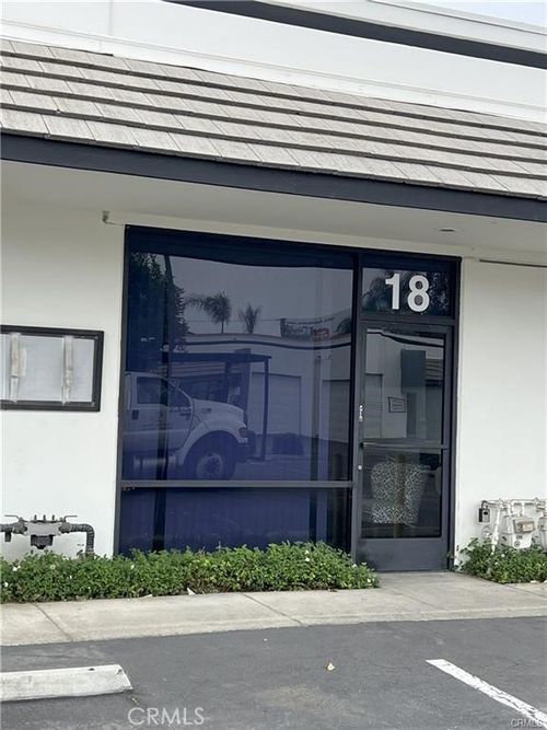 18 N Central Ave, Upland, CA, 91786-5654 | Card Image