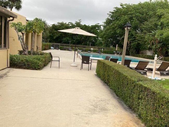 APT-401 - 2820 Tennis Club Dr, Condo with 3 bedrooms, 2 bathrooms and null parking in West Palm Beach FL | Image 18